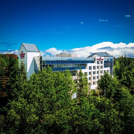 Crowne Plaza Portland - Lake Oswego, An Ihg Hotel Exterior photo