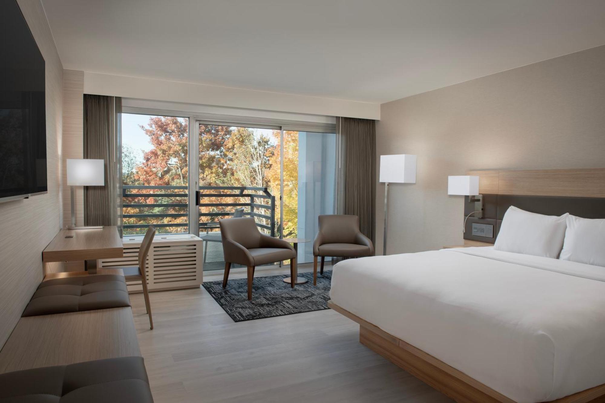 Ac Hotel By Marriott Portland Lake Oswego Exterior photo